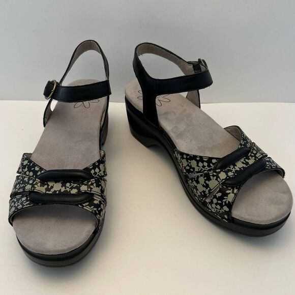Sanita Danish Design floral sandals heeled‎ womens Size EU 38 US 8 - Picture 1 of 11
